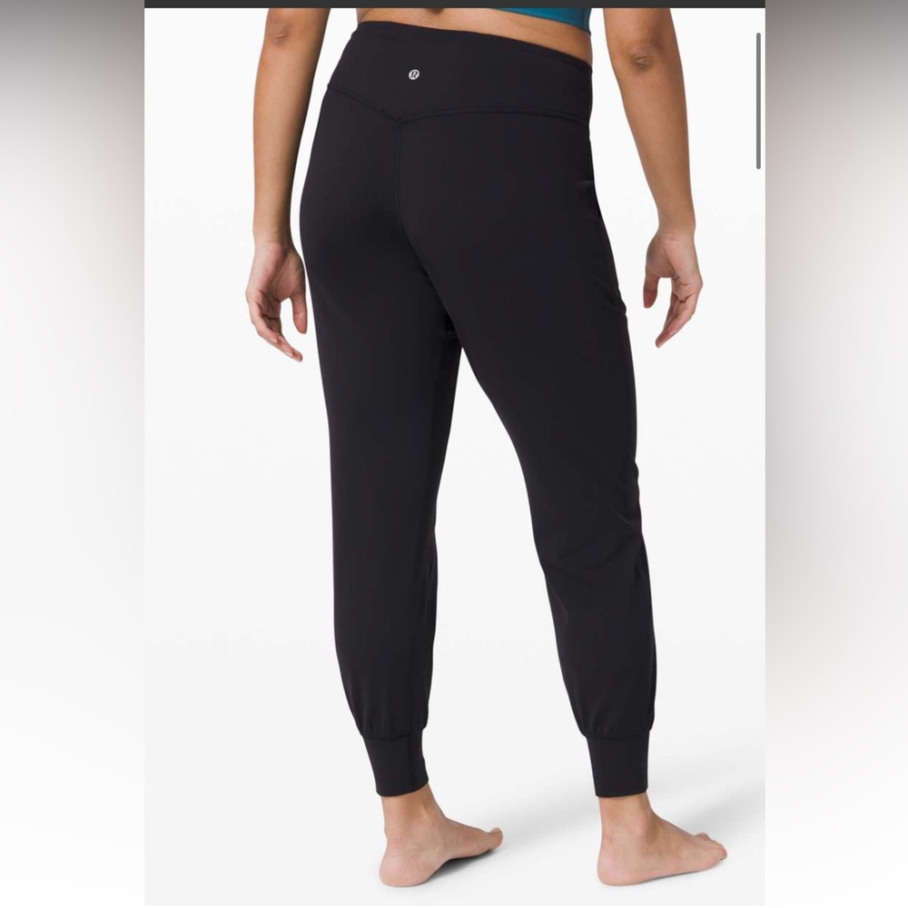 Lululemon Align Jogger 28"' Size 4 - image 2